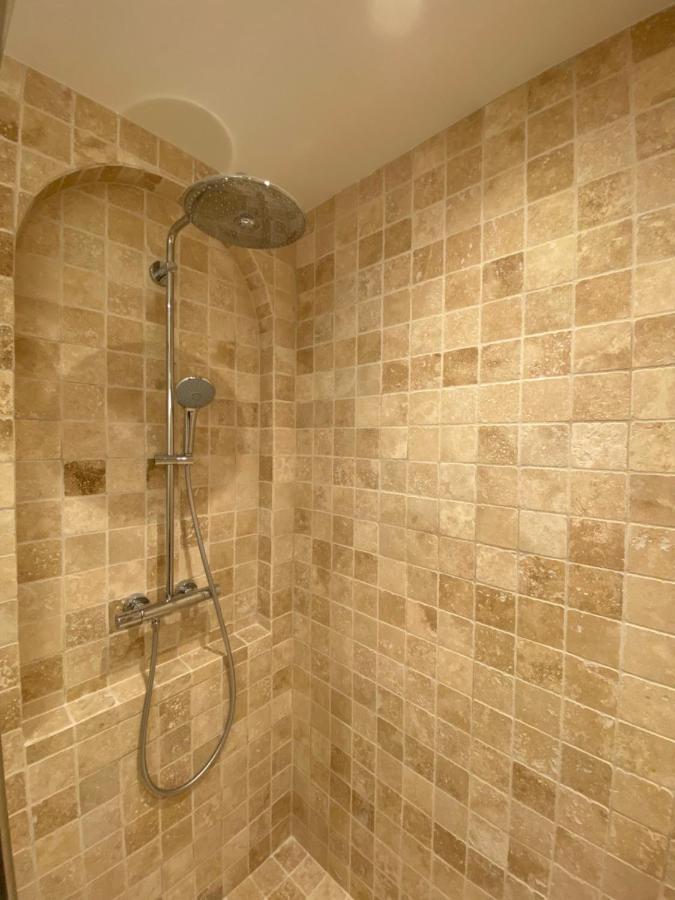 Appartement De Caractere A Ла Рок-Гажеак Екстериор снимка